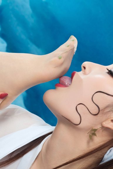 雷竞技下载|陈飞宇否认被踢出新生群 学校报道正常与同学们打招